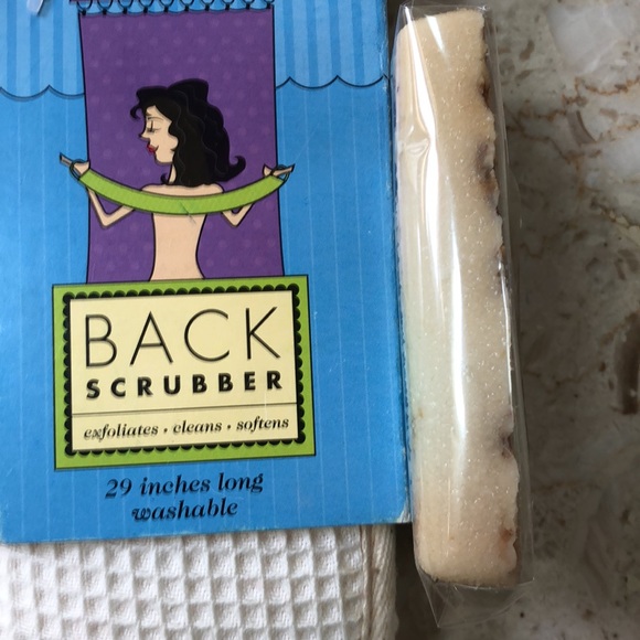 NWT Bath back scrubber & handmade emollient soap - Picture 8 of 9